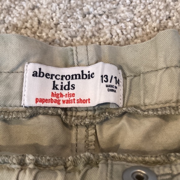 Abercrombie kids paper bag waist high rise shorts green and white tie dye - Picture 2 of 4